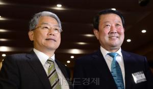 尹, '호남 깐부'정치인 합류 또는 저울질에 민주당 '착잡'